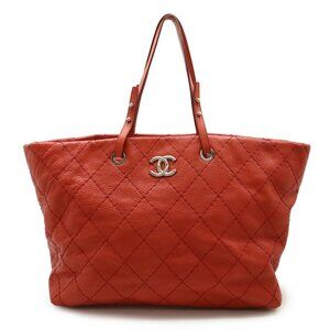 CHANEL Pink Leather Logo Shoulder Bag